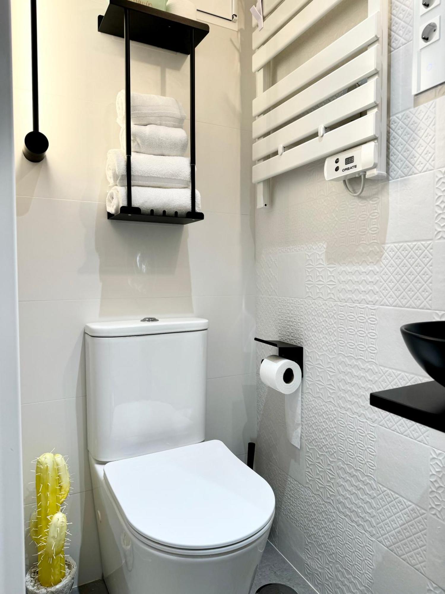 מדריד Luxury Flat City Center Full Equipe Non Touristic מראה חיצוני תמונה