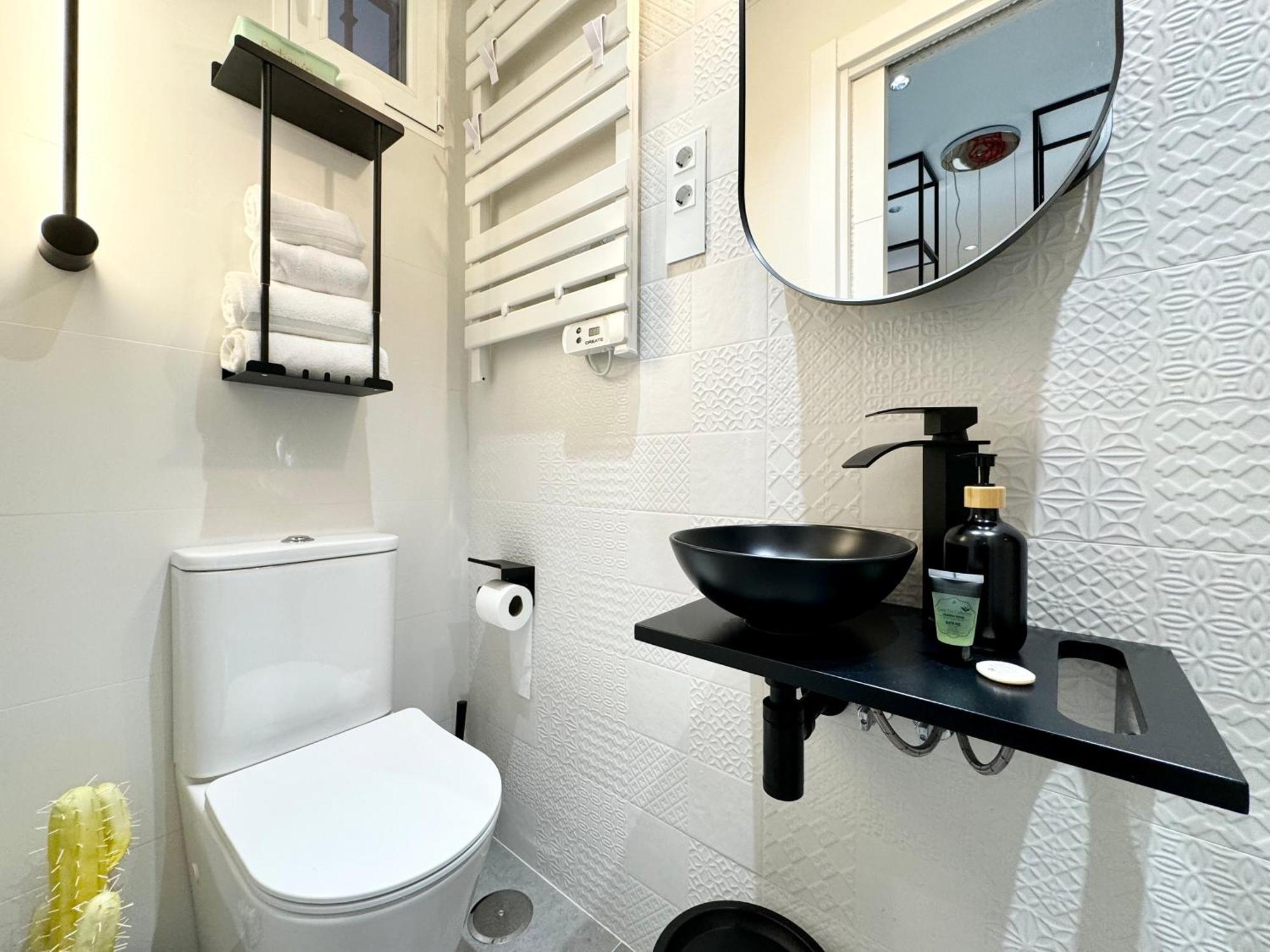 מדריד Luxury Flat City Center Full Equipe Non Touristic מראה חיצוני תמונה