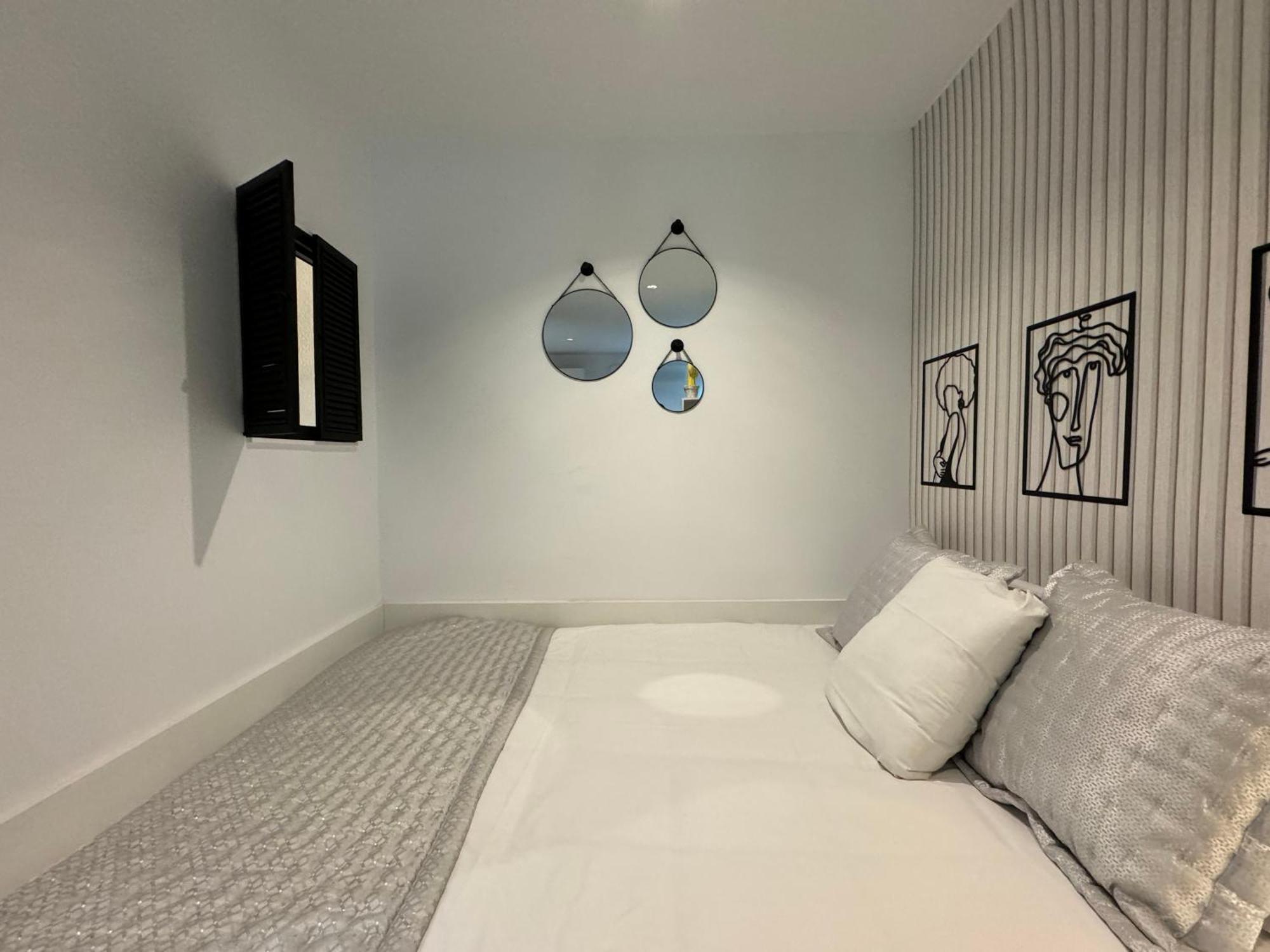 מדריד Luxury Flat City Center Full Equipe Non Touristic מראה חיצוני תמונה