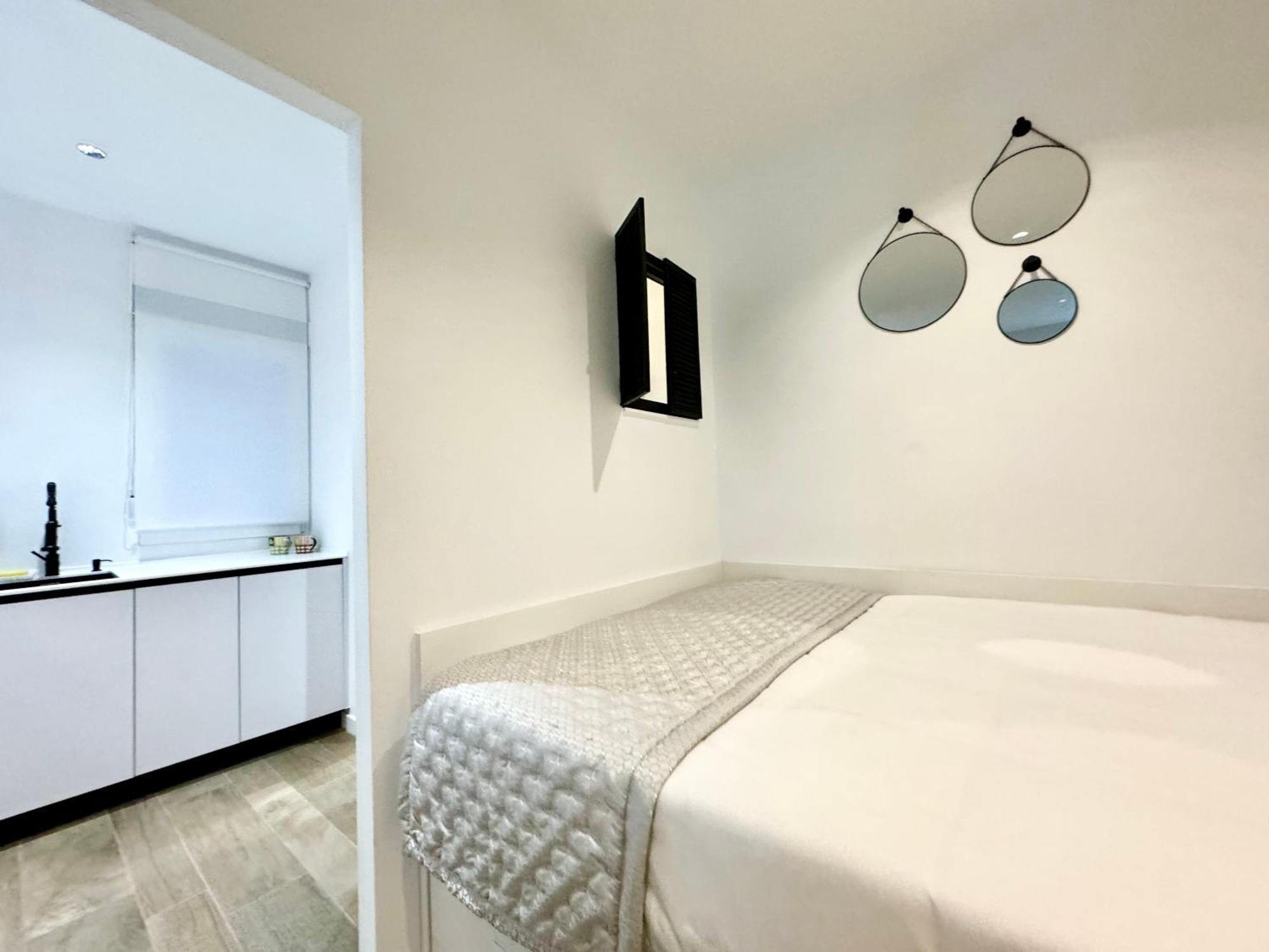 מדריד Luxury Flat City Center Full Equipe Non Touristic מראה חיצוני תמונה