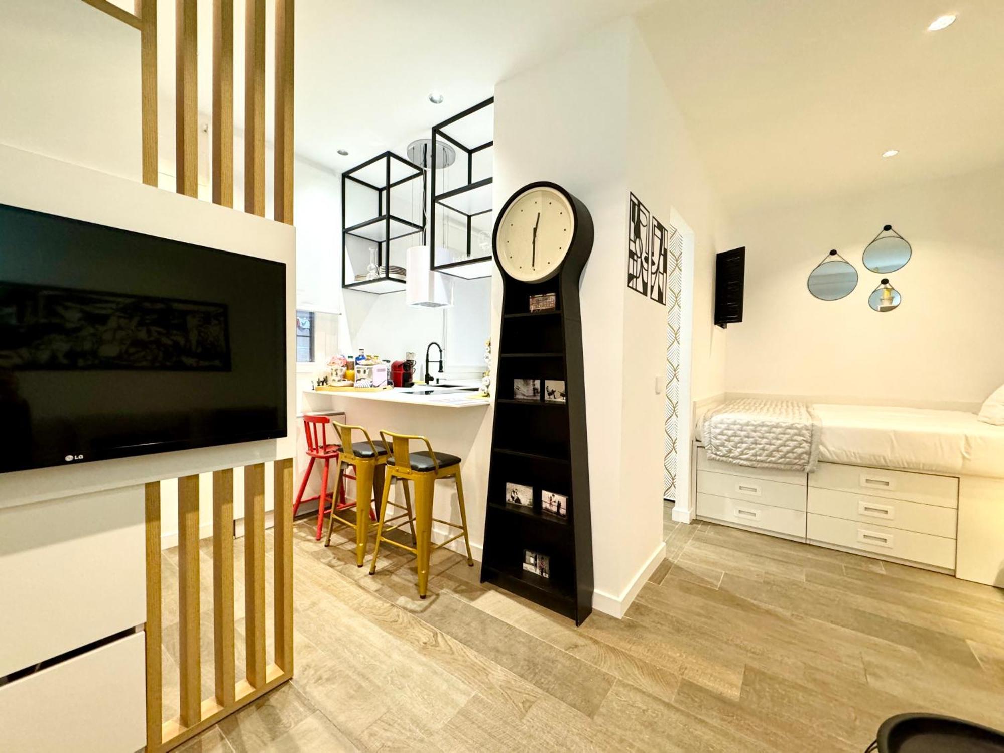 מדריד Luxury Flat City Center Full Equipe Non Touristic מראה חיצוני תמונה